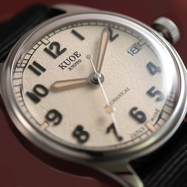 Kuoe OLD SMITH 90-002 Automatic, Ivory Dial with Swiss Super-LumiNova
