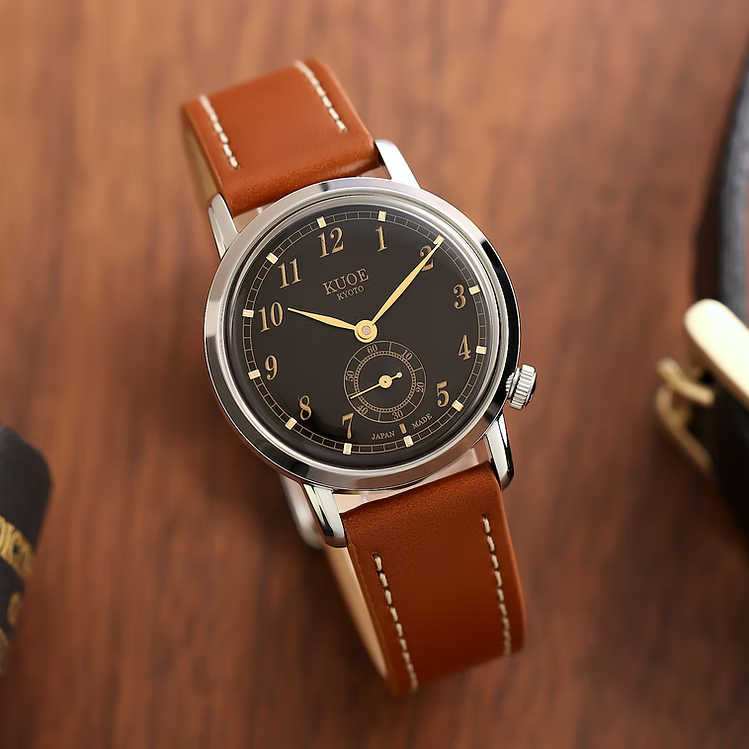 Kuoe OLD SMITH 90-007 Automatic Black Sunray Dial