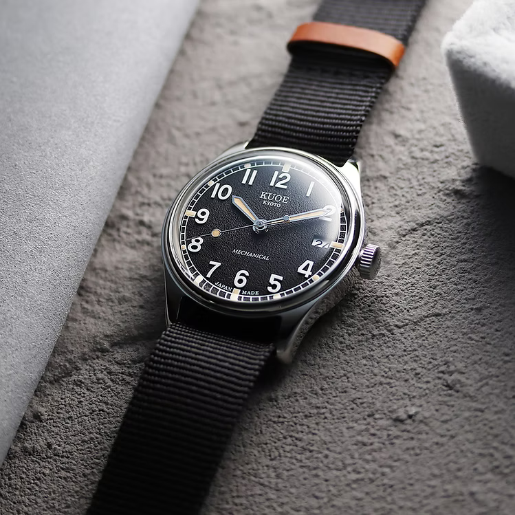 Kuoe Old Smith 90-002 Automatic, Black Dial with Swiss Super-LumiNova