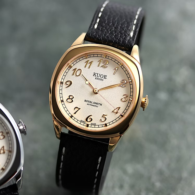 Kuoe ROYAL SMITH 90-008 Gold Case with Gold Indices