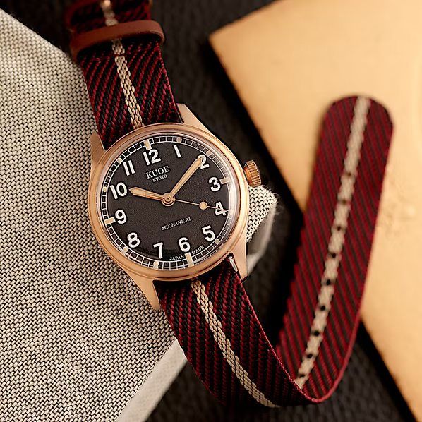 Kuoe Old Smith 90-002 35mm Version Bronze Case Black Dial No-Date