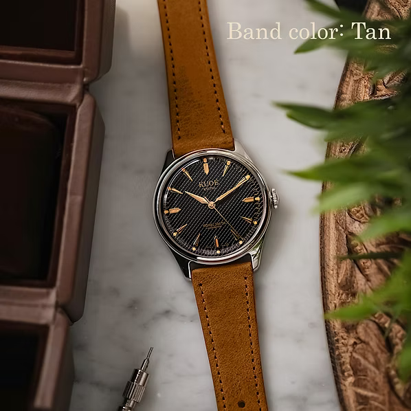 Kuoe Royal Smith  90-006 Large - 39mm Silver Case Black Dial