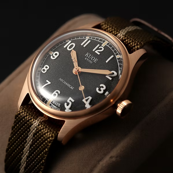 Kuoe Old Smith 90-002 35mm Version Bronze Case Black Dial No-Date