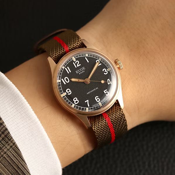 Kuoe Old Smith 90-002 35mm Version Bronze Case Black Dial No-Date