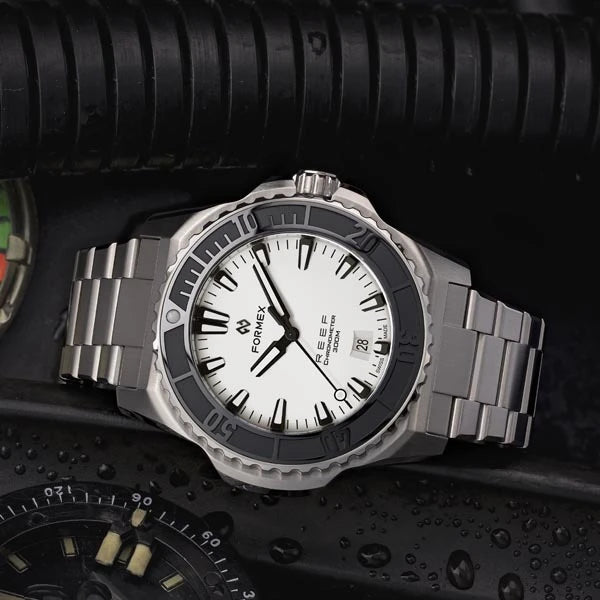 Formex REEF 42 MM Automatic COSC 300M White 42 mm