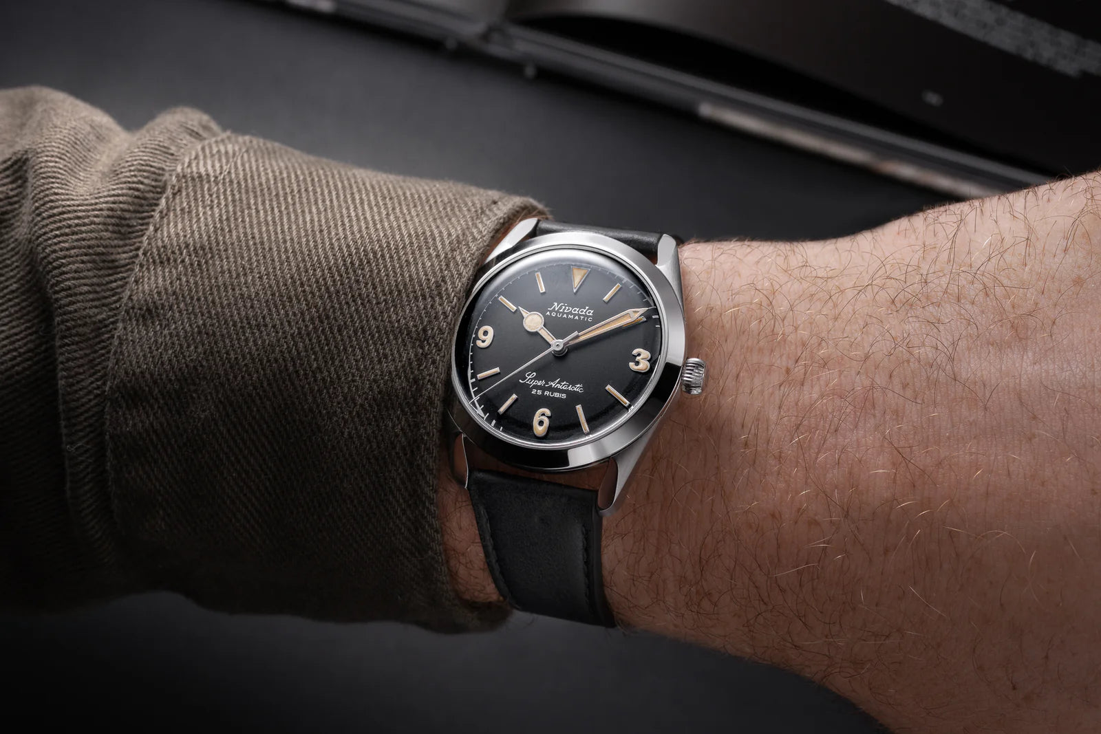Nivada Grenchen Super Antarctic 3.6.9 Black - 38mm