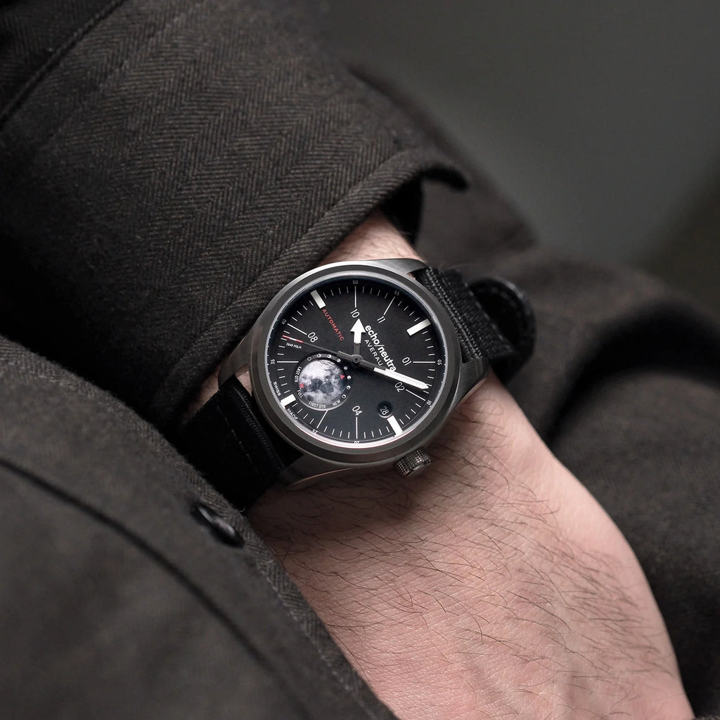 Echo/Neutra AVERAU 39 Moon phase "Big Moon"