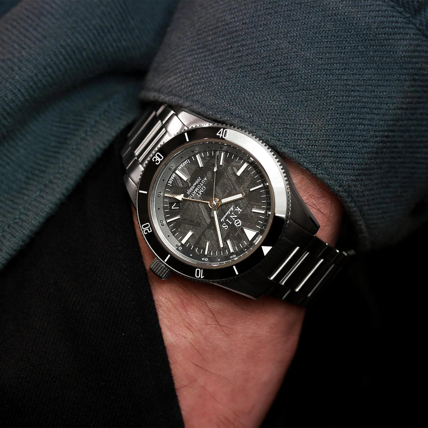 KNIS Meteorite GMT Automatic Divers Watch Black / Stainless Steel Bracelet (KN007-MT)