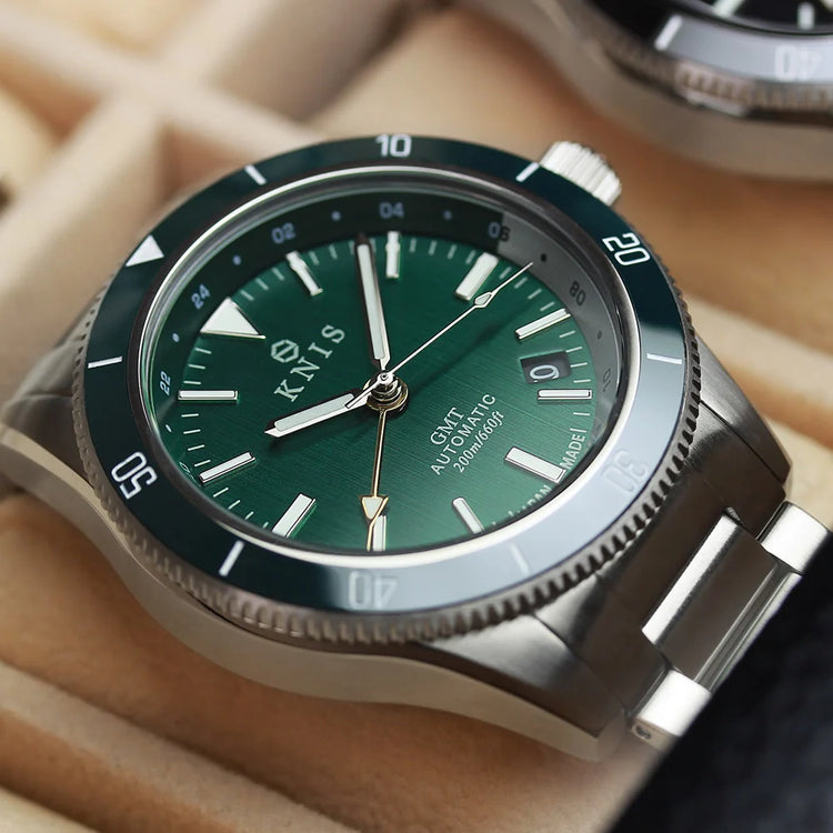 KNIS GMT Automatic Divers Watch Green / Stainless Steel Bracelet (KN007-GR)