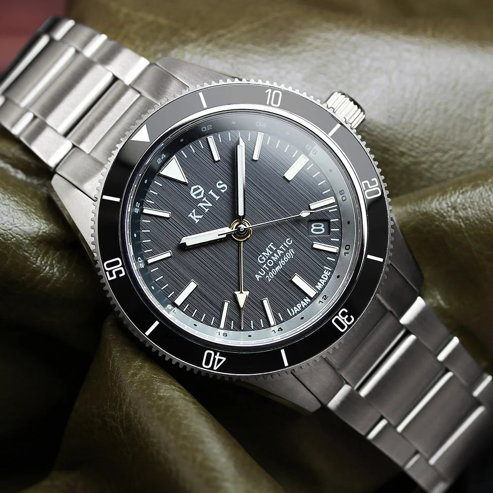 KNIS GMT Automatic Divers Watch Black / Stainless Steel Bracelet (KN007-BK)