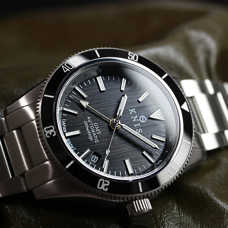 KNIS GMT Automatic Divers Watch Black / Stainless Steel Bracelet (KN007-BK)