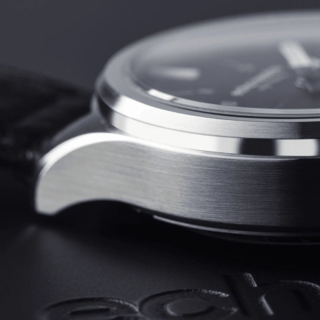 Echo/Neutra AVERAU 39 Moon Phase Black