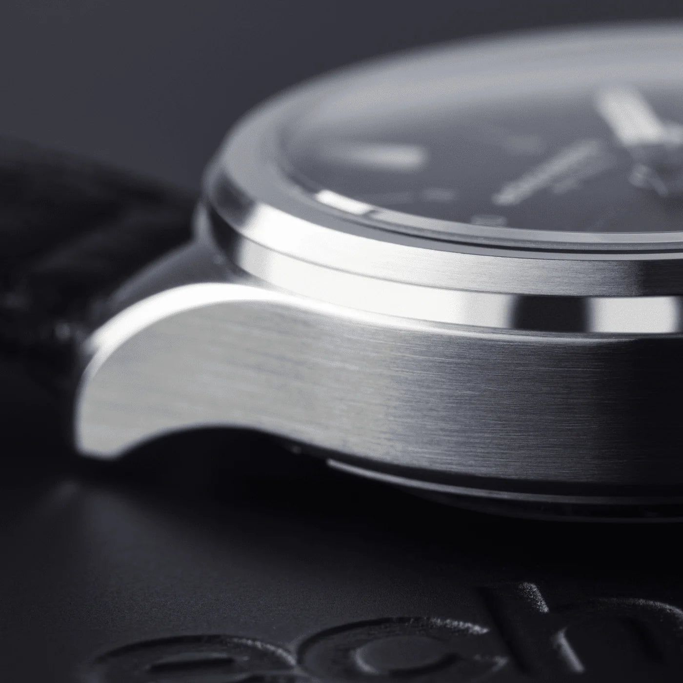 Echo/Neutra AVERAU 39 Moon Phase Black