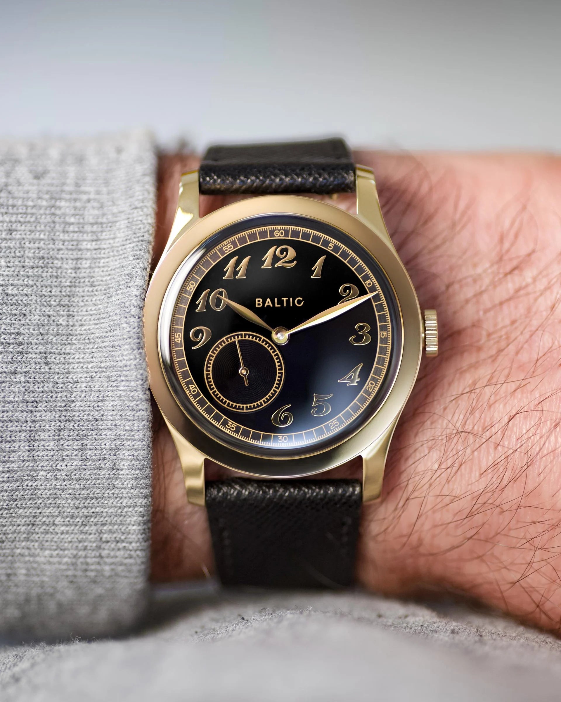 Baltic MR Classic Gold PVD Black