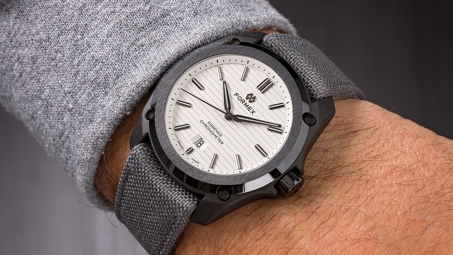 Formex ESSENCE Leggera FortyOne Automatic Chronometer Arctic White 41mm