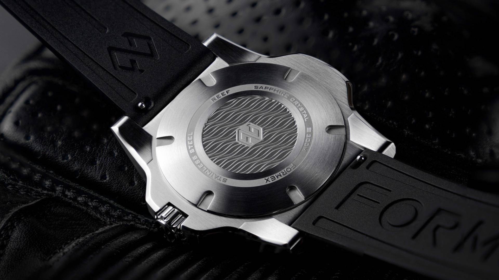 Formex REEF 39.5 MM Automatic COSC 300M White 39.5 mm
