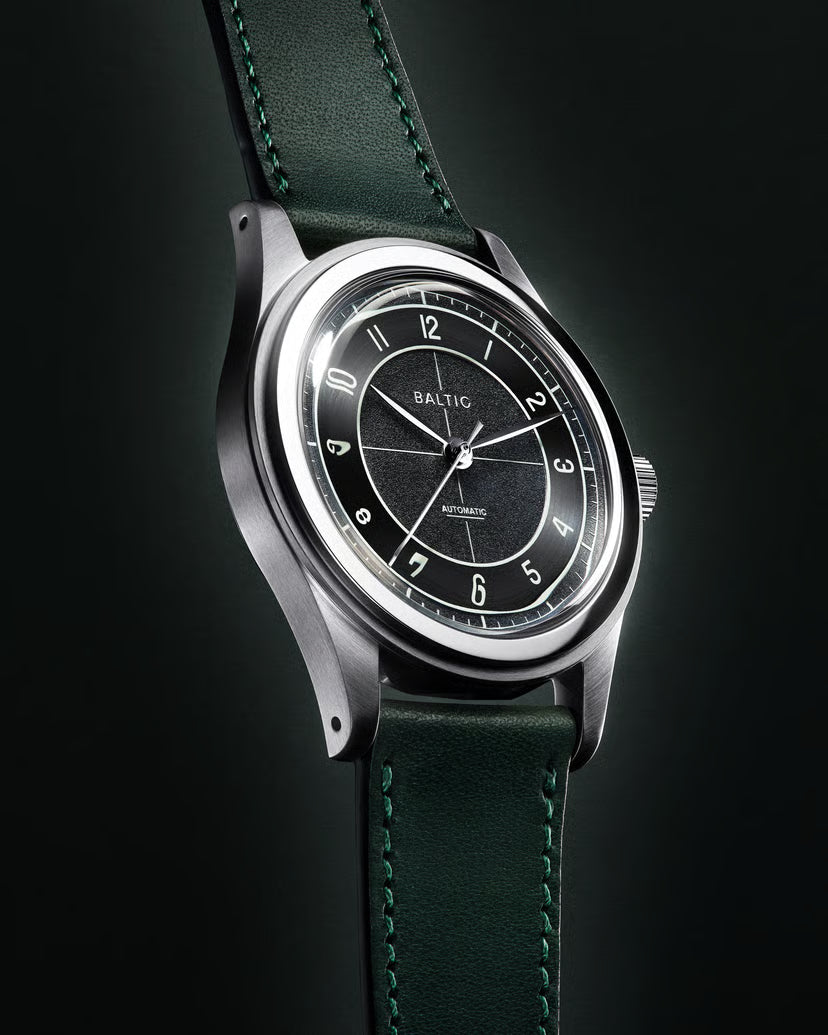 Baltic HMS 002 - Black - Closed Caseback