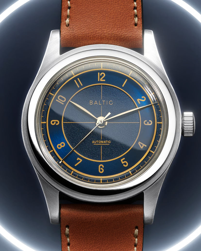 Baltic HMS 002 - Blue Gilt - Closed Caseback