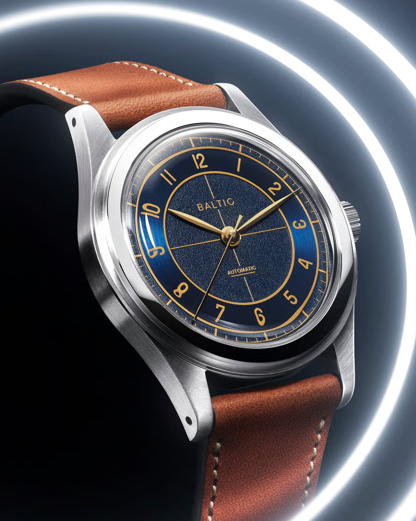 Baltic HMS 002 - Blue Gilt - Closed Caseback