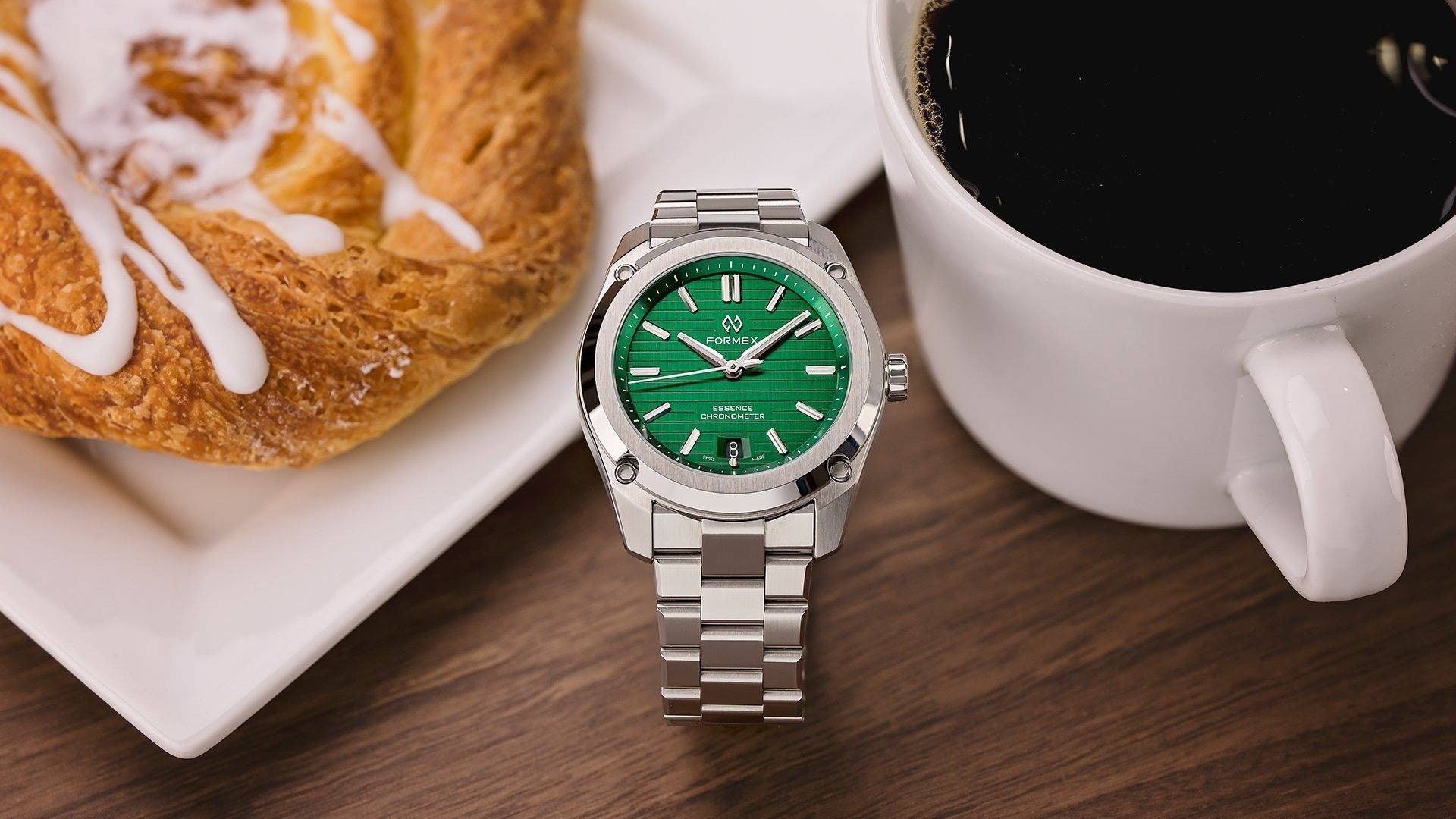 Formex ESSENCE ThirtyNine Automatic Chronometer Green 39 mm
