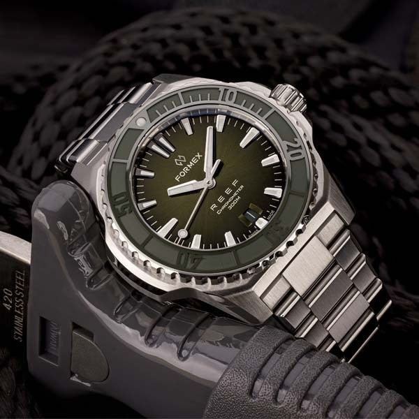 Formex REEF 42 MM - Automatic COSC 300M Green 42 mm