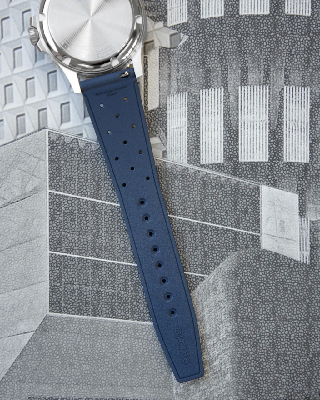 Baltic Rubber Classic Strap - Stainless Steel / Medium