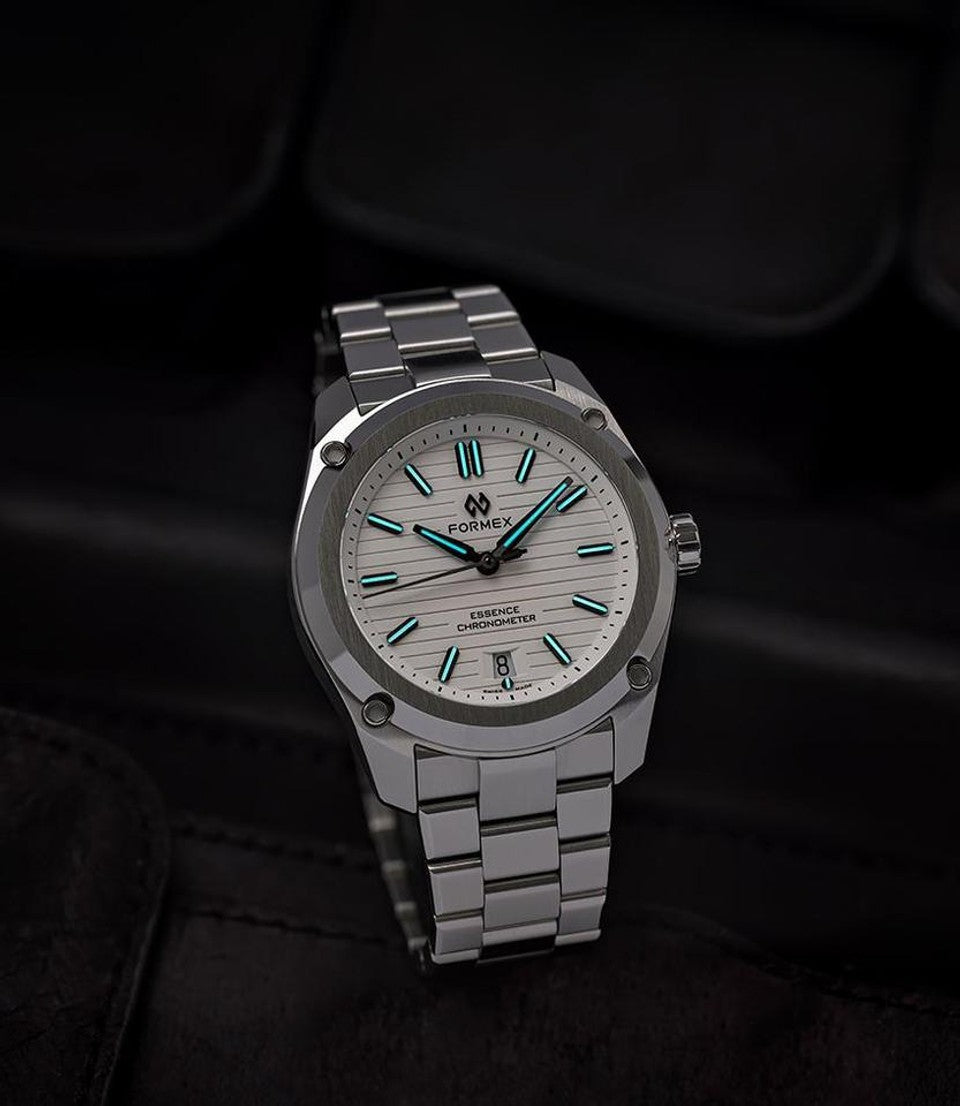 Formex ESSENCE ThirtyNine Automatic Chronometer White 39 mm