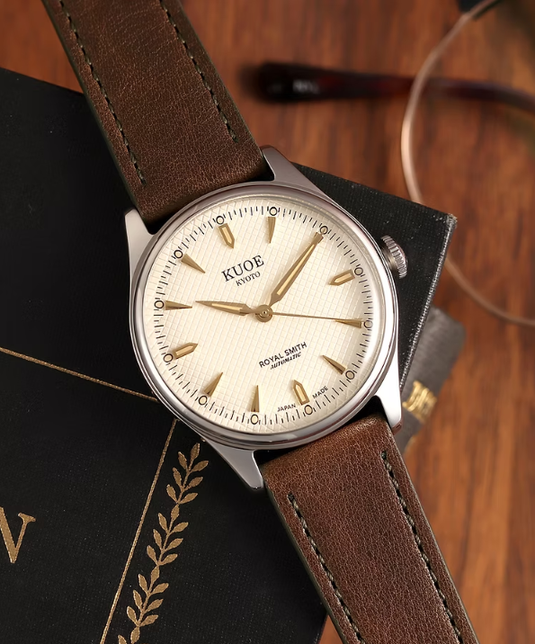 Kuoe ROYAL SMITH 90-006 Silver Case Ivory Dial