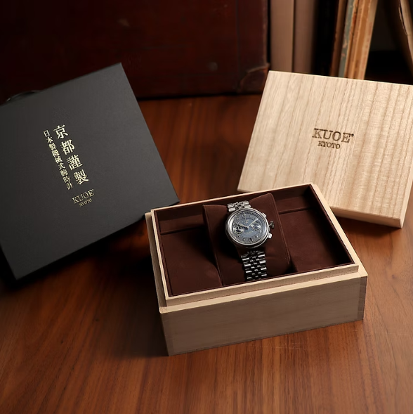 Kuoe ROYAL SMITH 90-012 Automatic Chronograph, Navy with Breguet Numerals