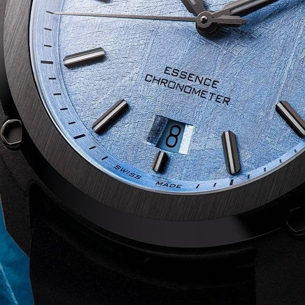 Formex ESSENCE Leggera FortyOne - Automatic Chronometer Space Glacier 41 mm