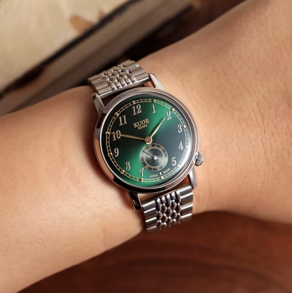 Kuoe OLD SMITH 90-007 Automatic Green Sunray Dial with Stainless Steel Bracelet