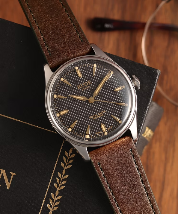 Kuoe ROYAL SMITH 90-006 Silver Case Black Dial