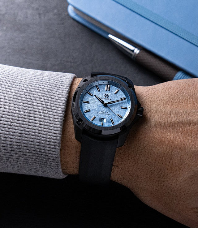 Formex ESSENCE Leggera FortyOne - Automatic Chronometer Space Glacier 41 mm