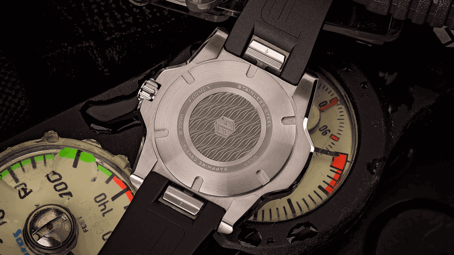 Formex REEF 42 MM - Automatic COSC 300M Green 42 mm