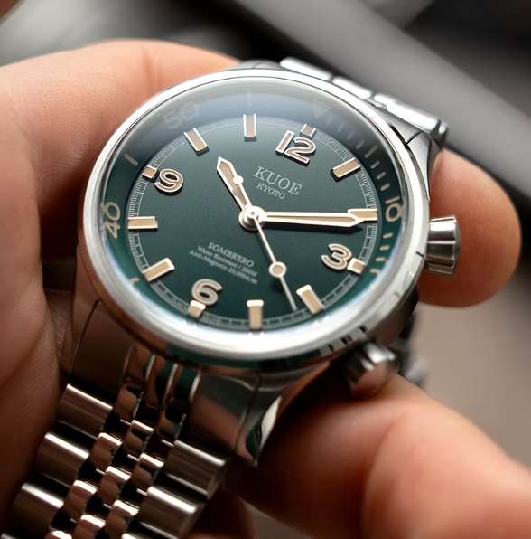 Kuoe SOMBRERO 90-011, Green Linen Textured Dial, 20 BAR Water Resistant