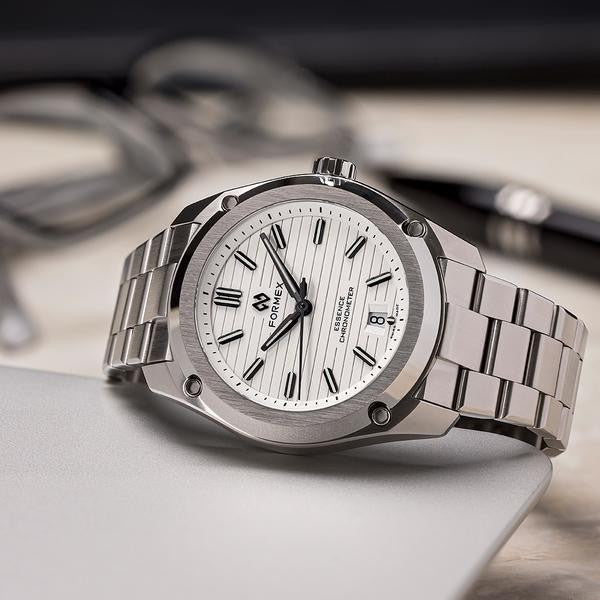 Formex ESSENCE ThirtyNine Automatic Chronometer White 39 mm