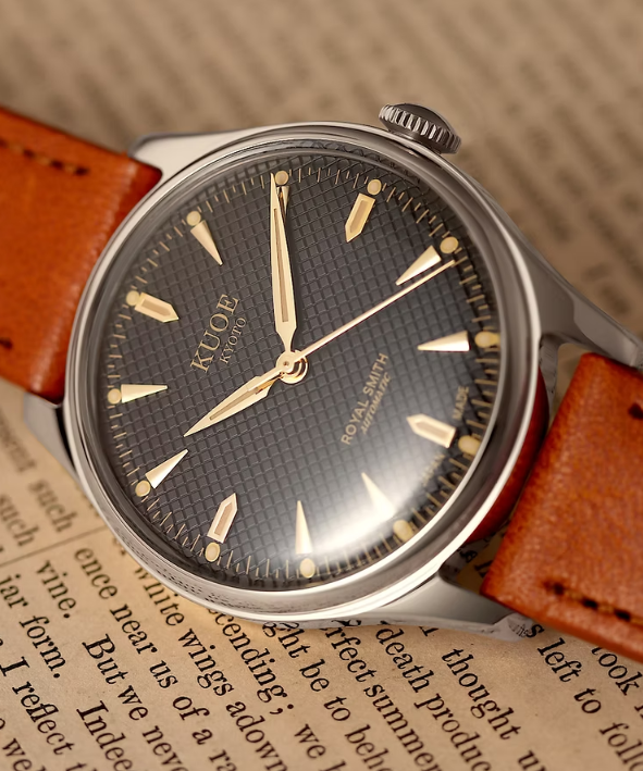 Kuoe ROYAL SMITH 90-006 Silver Case Black Dial