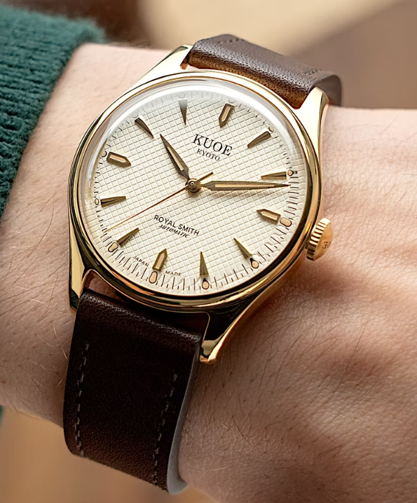 Kuoe ROYAL SMITH 90-006 Gold Case Ivory Dial